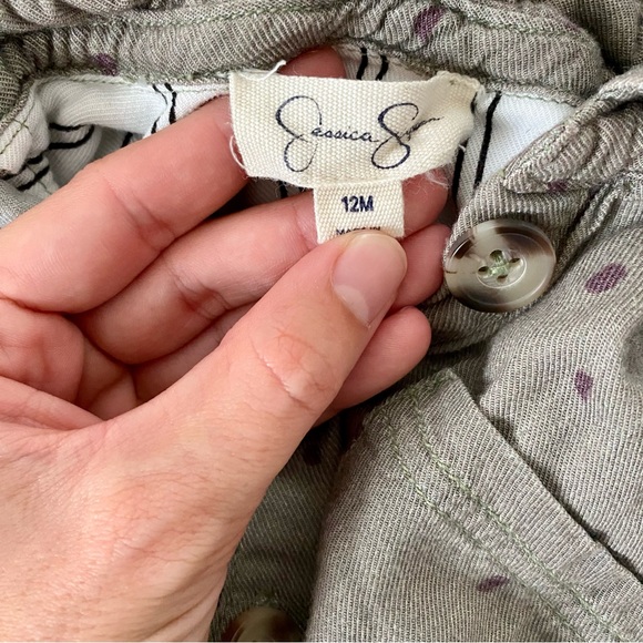 Jessica Simpson 12 month long sleeve romper - Picture 6 of 6